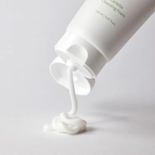 Centella Cleansing Foam MIXSOON